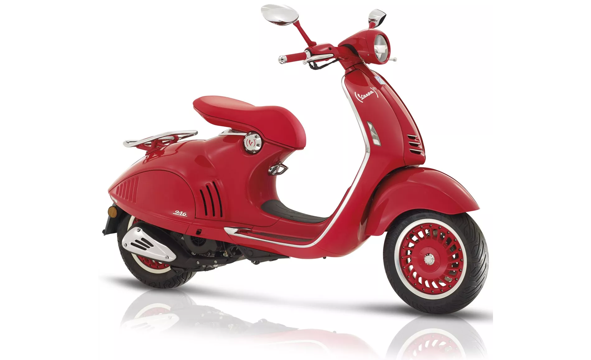 Vespa 946 125 i.e. 3V RED 2017 Vespa 946 125 i.e. 3V RED 2017